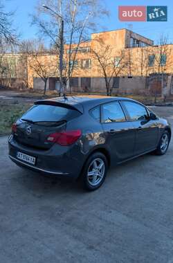 Хетчбек Opel Astra 2013 в Івано-Франківську