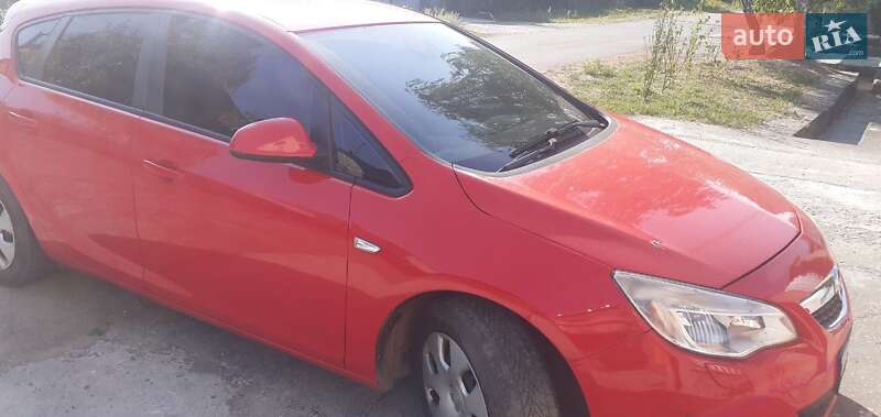 Хетчбек Opel Astra 2010 в Ужгороді