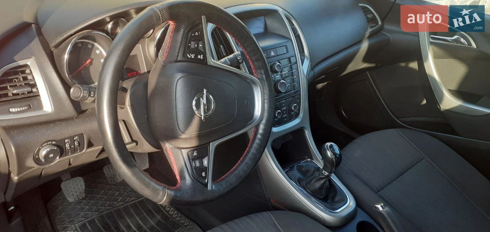 2010 Opel Astra - мініатюра 12