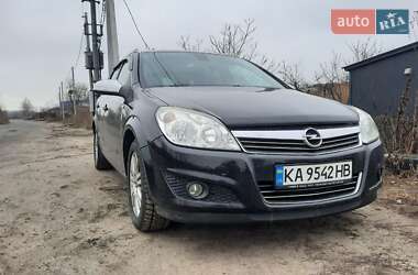 Універсал Opel Astra 2008 в Гостомелі