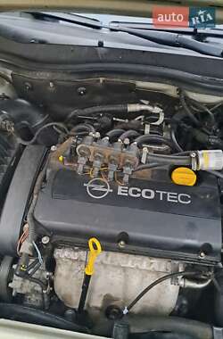 Универсал Opel Astra 2008 в 