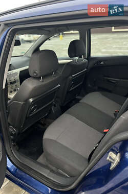 Универсал Opel Astra 2008 в 