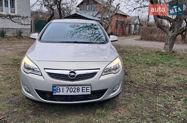 Хетчбек Opel Astra 2010 в Полтаві