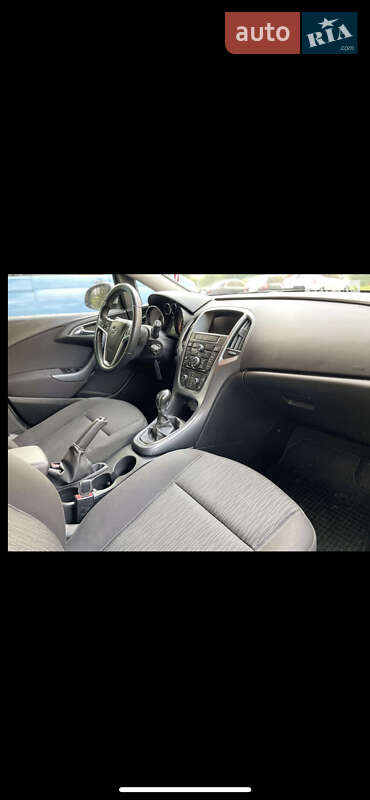 Универсал Opel Astra 2014 в Ивано-Франковске фото 4 Универсал Opel Astra 2014 в Ивано-Франковске