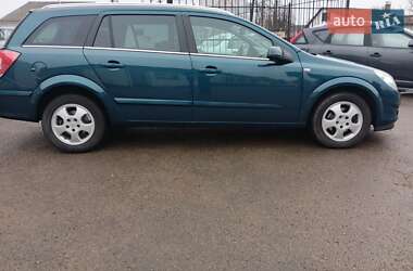 Универсал Opel Astra 2007 в Прилуках