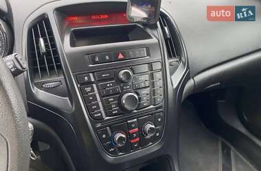Универсал Opel Astra 2014 в 