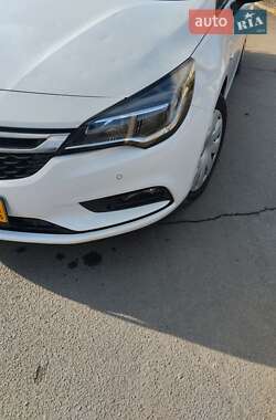 Универсал Opel Astra 2018 в 