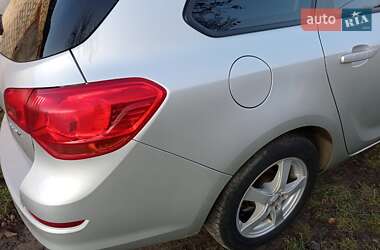 Универсал Opel Astra 2012 в Ковеле