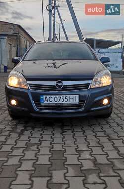 Універсал Opel Astra 2007 в Нововолинську