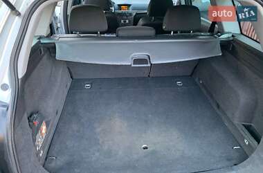 Универсал Opel Astra 2005 в 