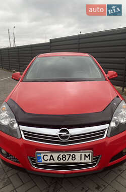 Хетчбек Opel Astra 2012 в Черкасах