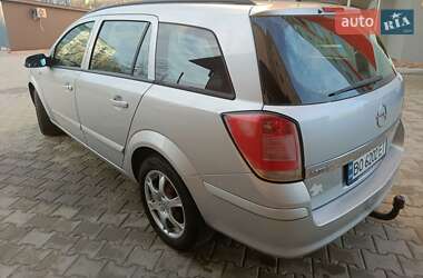 Универсал Opel Astra 2006 в 