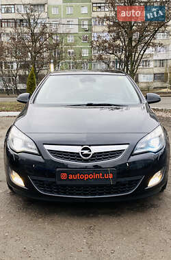 Хетчбек Opel Astra 2011 в Сумах