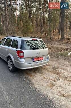 Универсал Opel Astra 2009 в 