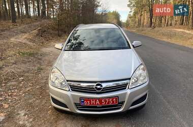 Универсал Opel Astra 2009 в 