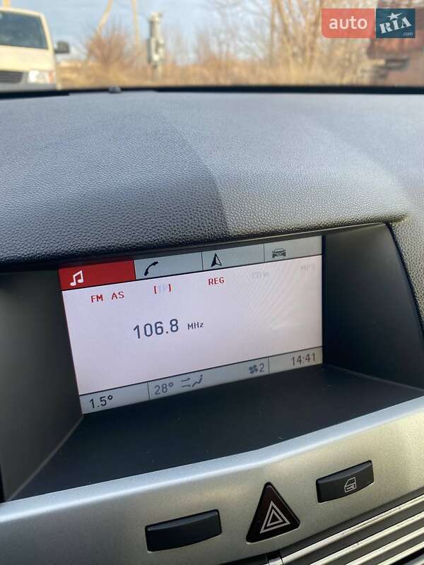 Универсал Opel Astra 2009 в Полтаве