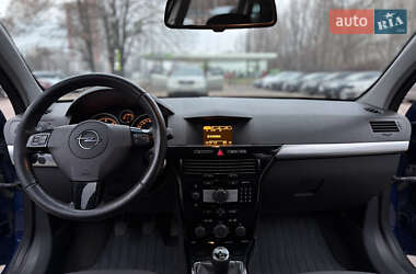 Універсал Opel Astra 2009 в Києві