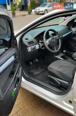 Хэтчбек Opel Astra 2005 в Хмельницком