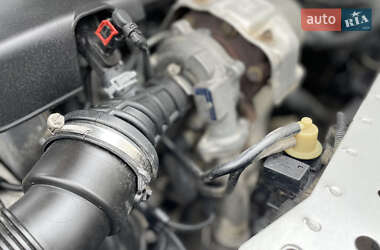 Хэтчбек Opel Astra 2010 в 