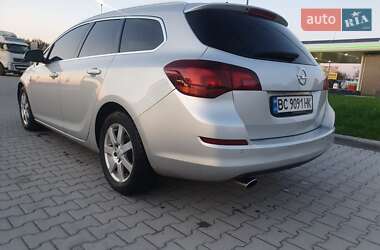 Универсал Opel Astra 2011 в Яворове