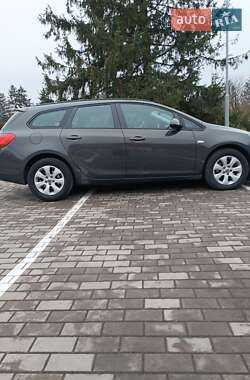 Универсал Opel Astra 2015 в Луцке