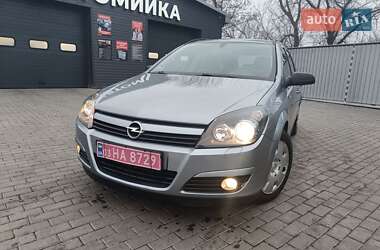 Універсал Opel Astra 2005 в Олександрії