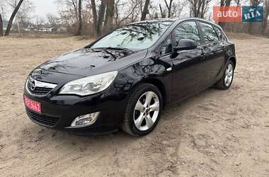 Хэтчбек Opel Astra 2010 в Полтаве