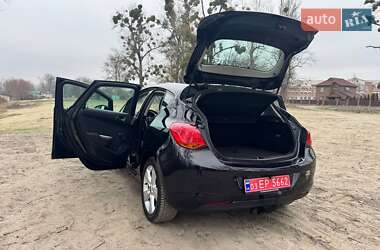 Хетчбек Opel Astra 2010 в Полтаві