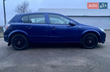 Хэтчбек Opel Astra 2005 в Бердичеве