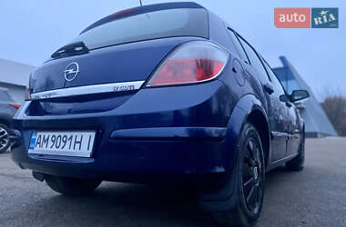 Хэтчбек Opel Astra 2005 в Бердичеве