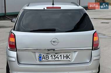 Універсал Opel Astra 2009 в Вінниці