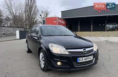 Універсал Opel Astra 2009 в Києві