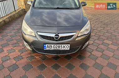 Хетчбек Opel Astra 2011 в Могилів-Подільському