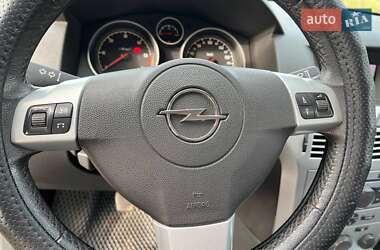 Универсал Opel Astra 2009 в 