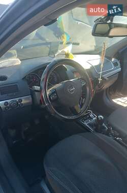 Универсал Opel Astra 2007 в 