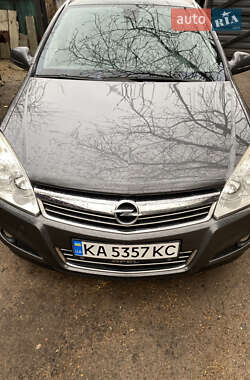 Універсал Opel Astra 2010 в Броварах