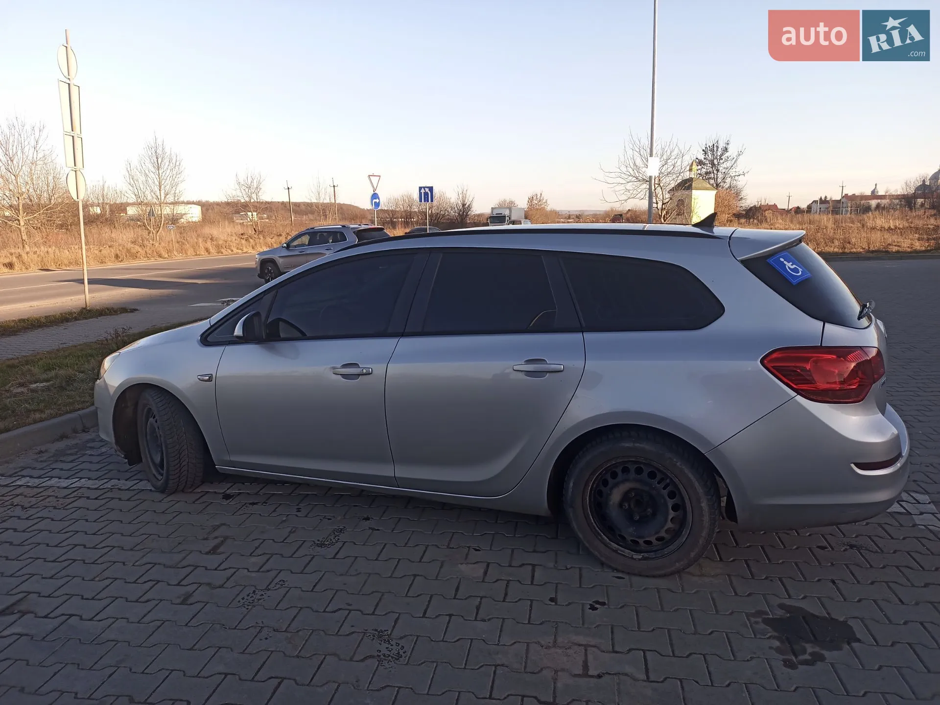2011 Opel Astra - мініатюра 9