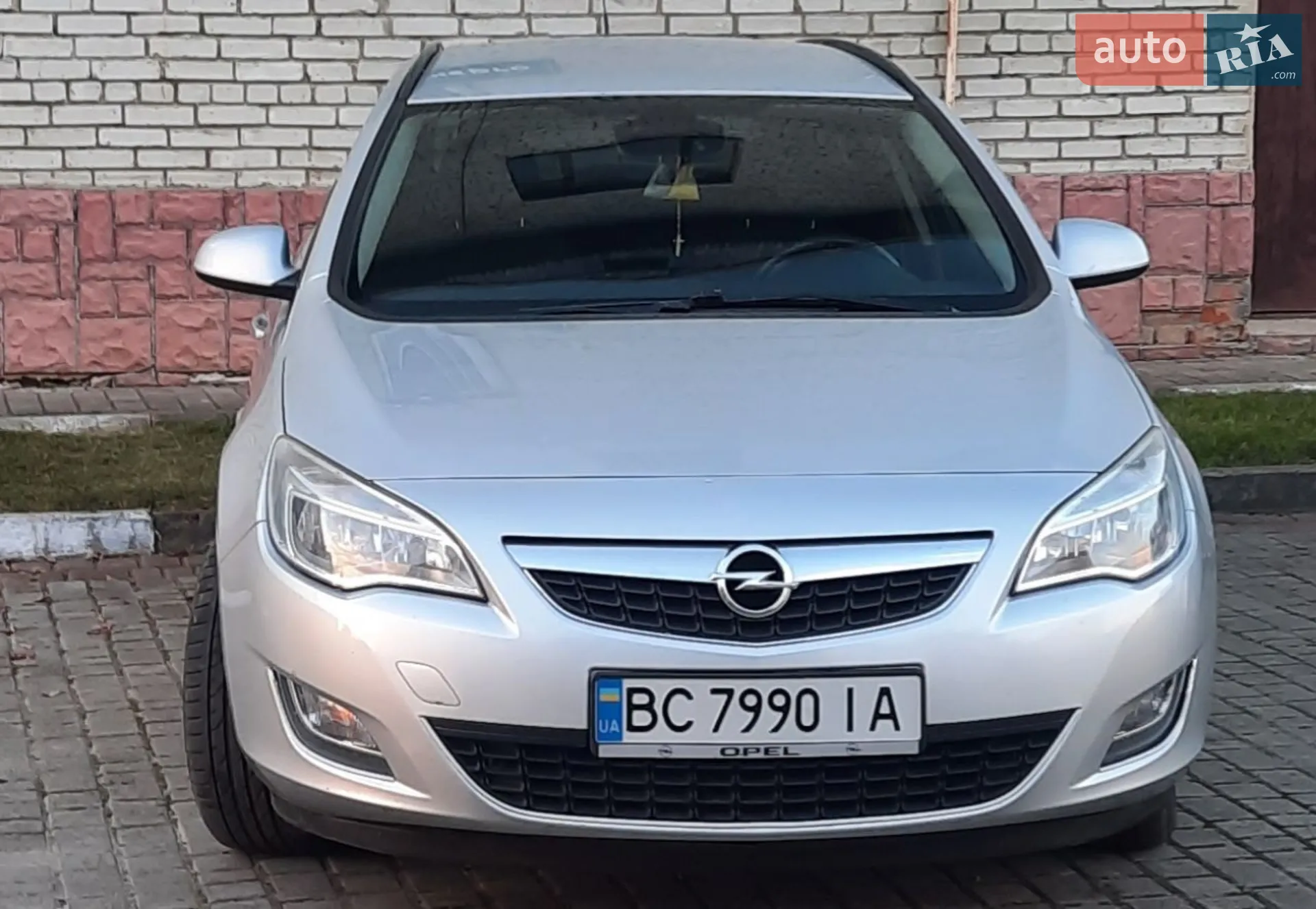 2010 Opel Astra - мініатюра 2