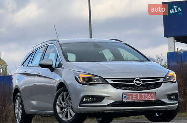 Универсал Opel Astra 2019 в Дрогобыче