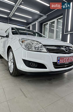 Универсал Opel Astra 2010 в Коломые