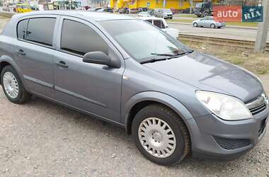 Хэтчбек Opel Astra 2007 в Киеве