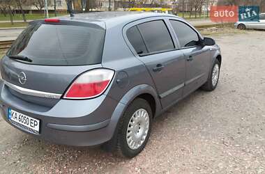 Хэтчбек Opel Astra 2007 в Киеве