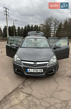 Универсал Opel Astra 2010 в Киеве