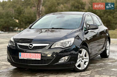 Хетчбек Opel Astra 2012 в Львові