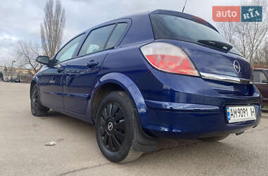 Хэтчбек Opel Astra 2005 в Бердичеве