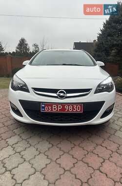 Універсал Opel Astra 2015 в Ковелі