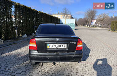 Седан Opel Astra 2008 в Дунаевцах