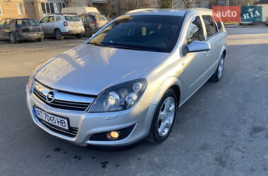 Універсал Opel Astra 2009 в Коломиї