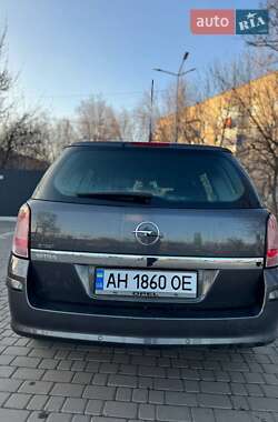 Универсал Opel Astra 2009 в 