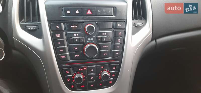 Універсал Opel Astra 2013 в Красилові